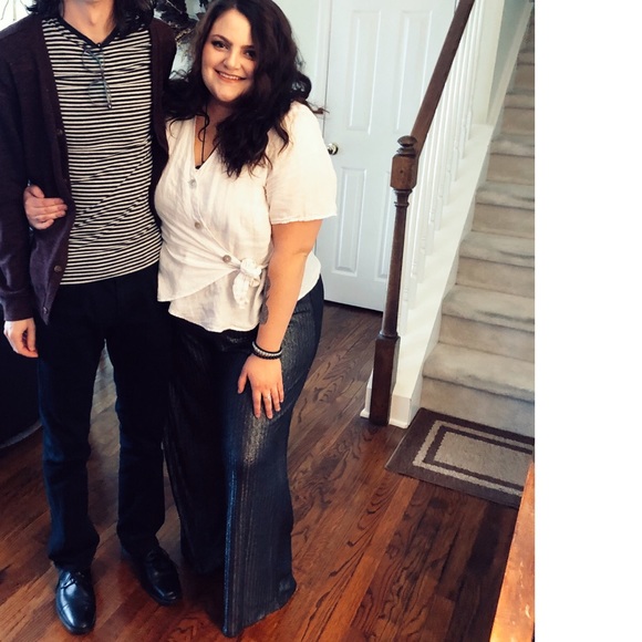 Meet your Posher, Caitlyn - Picture 4 of 5